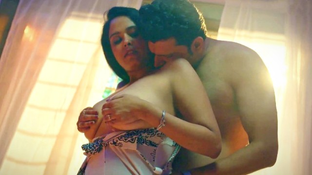 Raat Baaki Hai Part 1 S01E01 2024 Hindi Hot Web Series – Ullu